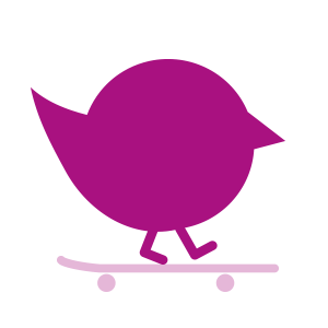 lila Kueken mit Skateboard